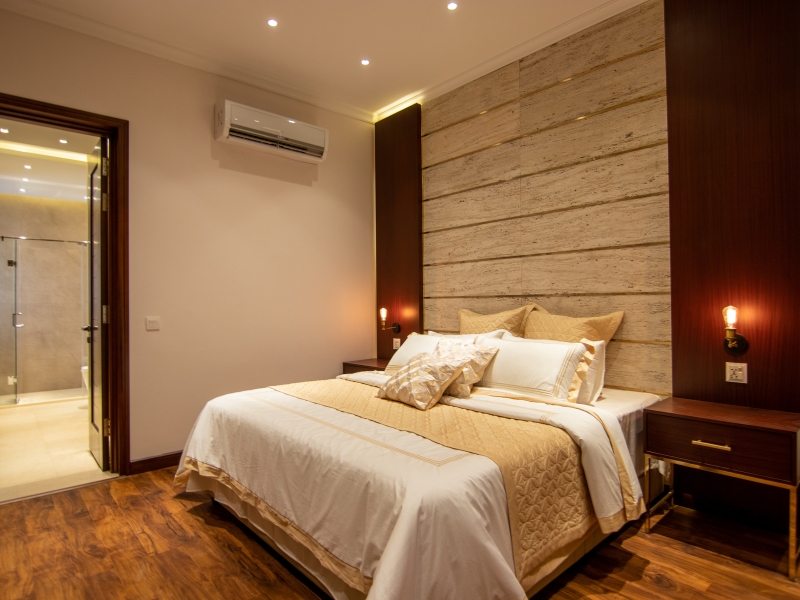 Speciality Rooms (Home cinemas, Gyms, etc.)